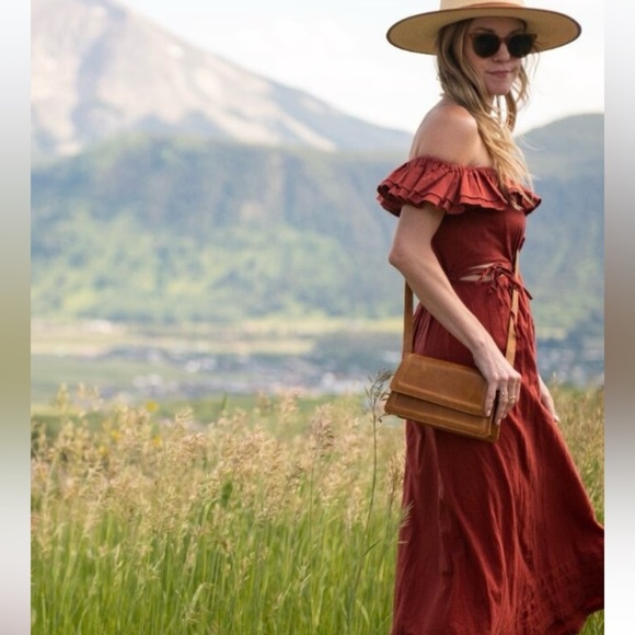 NWT Tuckernuck CLEOBELLA Linen Blend Daria Midi Dress in Deep Brick Size M - Picture 16 of 16